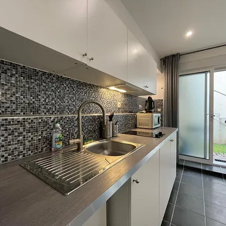 Confort & Gare - Exterieur - Parking