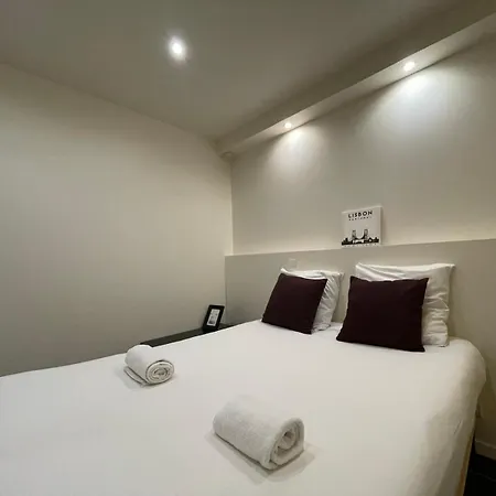 Confort & Gare - Exterieur - Parking 퐁텐블로